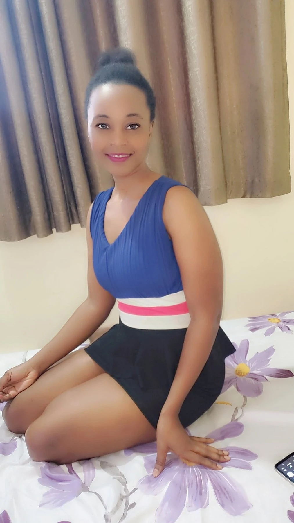 Luna – South African escort in Pune — 1 / 4