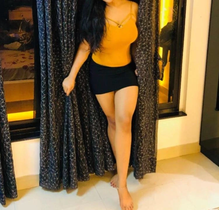 Maneesha – Sri Lankan escort in Colombo — 3 / 4