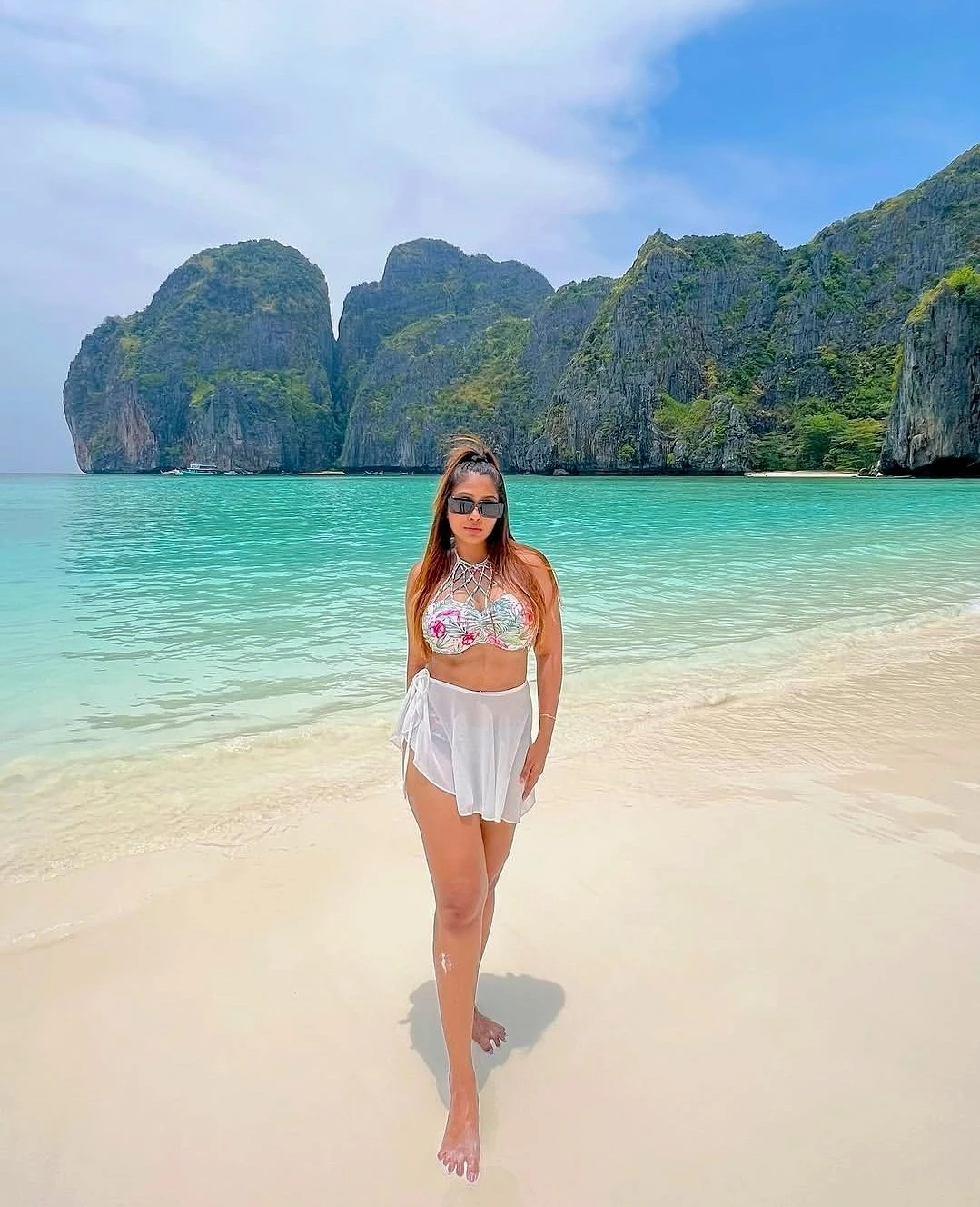 Megha – escort in Gurgaon — 2 / 9