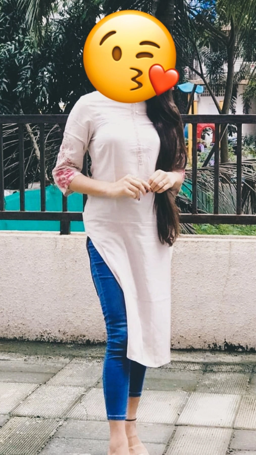Sheena Singh Real meet and Cam Fun – Indian escort in New Delhi — 1 / 8