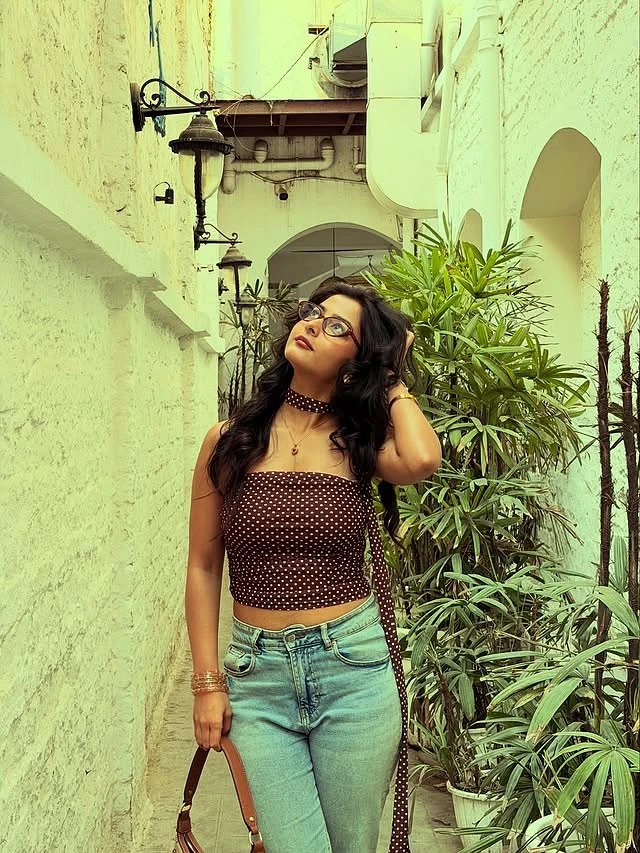 Aparna – Indian escort in Hyderabad — 7 / 8
