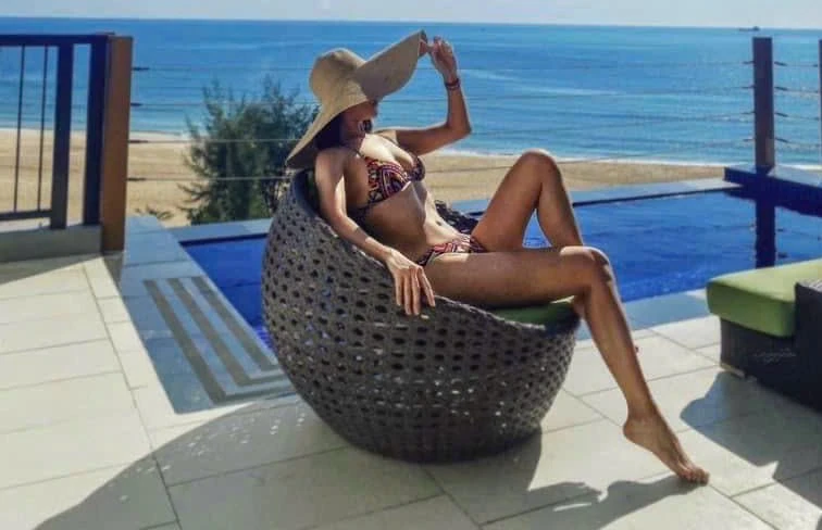 Kitty – Vietnamese escort in Hanoi — 2 / 11