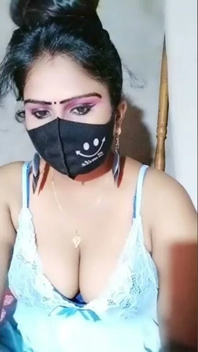 Female Staff Nuru Massage in Kharghar – Indian escort in Navi Mumbai — 2 / 3