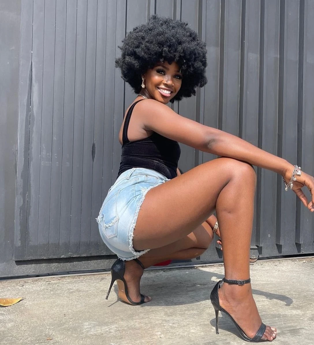 Shanel – Central African escort in Colombo — 3 / 6