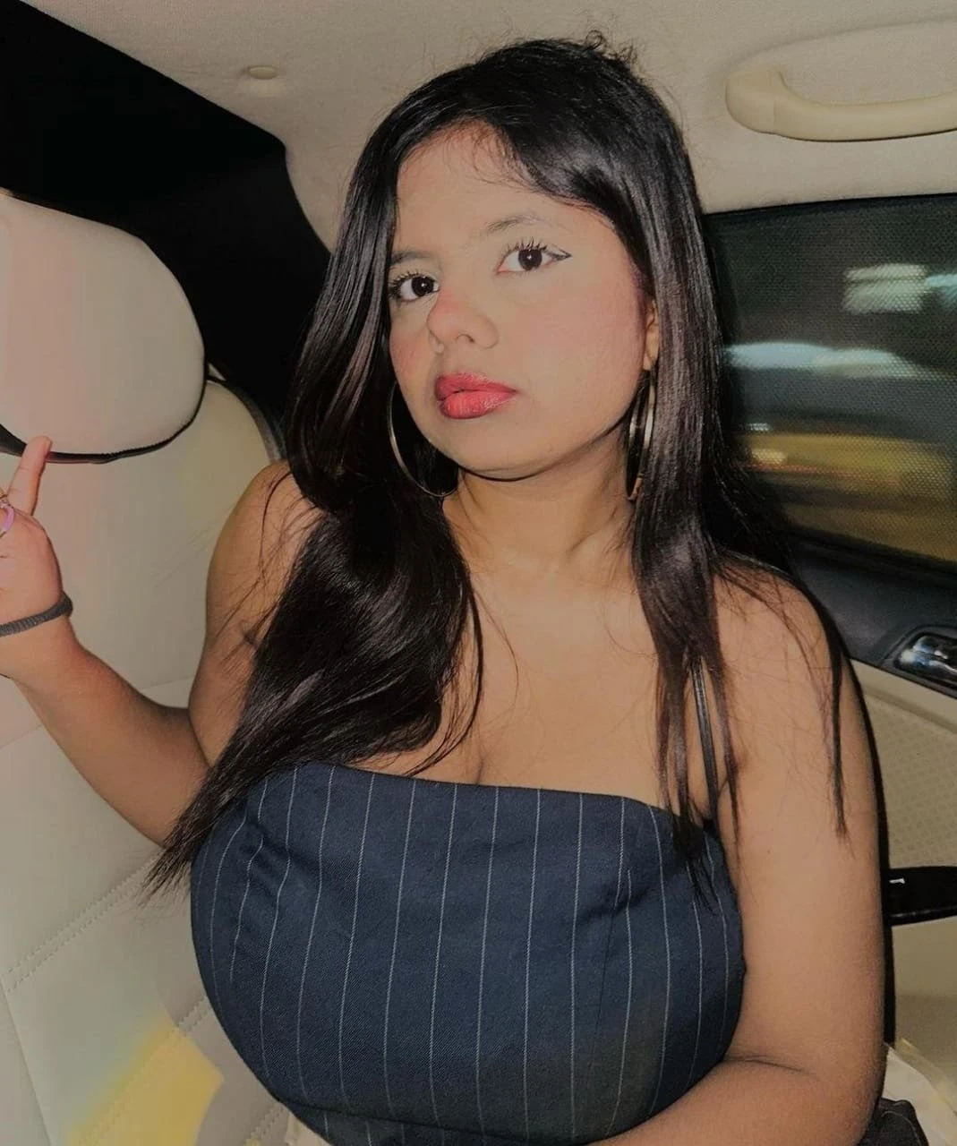 Ruhani Hot Sexy Verified Escorts – Indian escort in Ghaziabad — 4 / 5