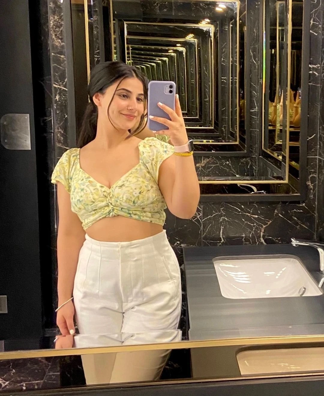 Prachi independent webcam service – Indian escort in Hyderabad — 3 / 6