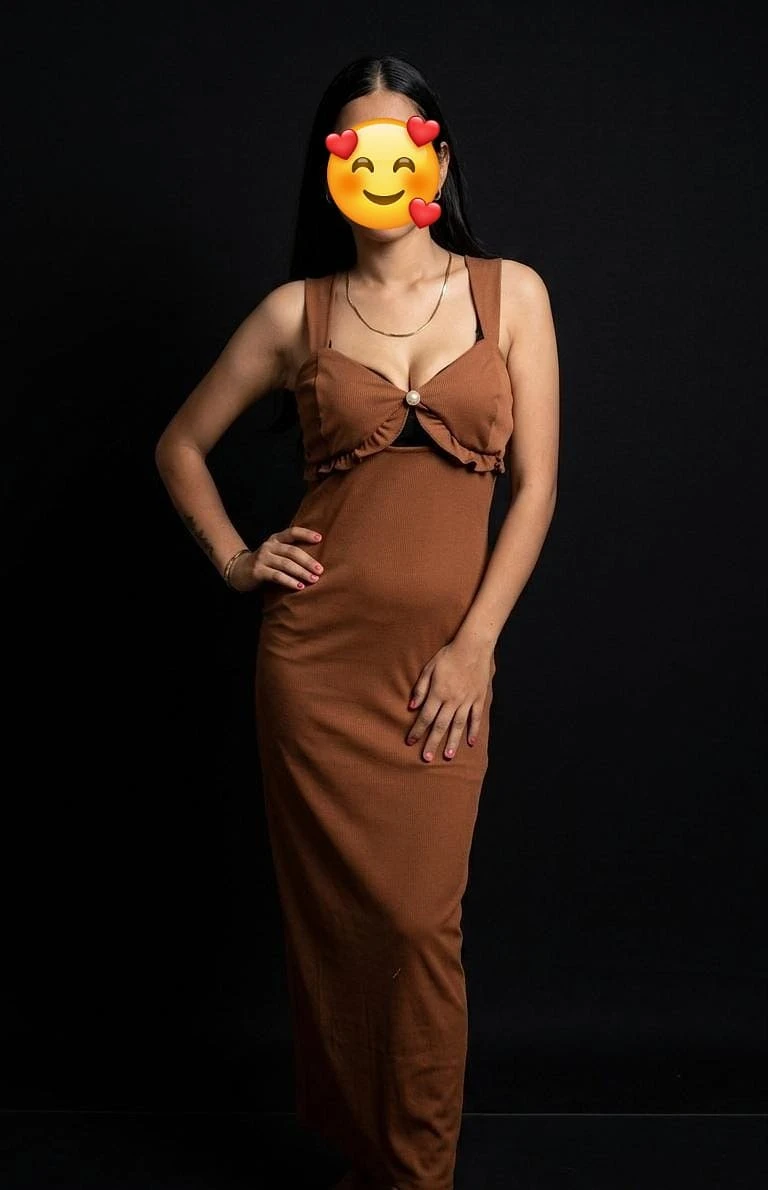 Komal Kumari – Indian escort in Noida — 2 / 4
