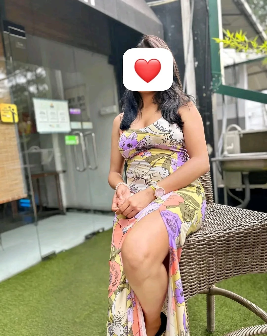 Hot New Girl { Cam & Full } Colombo – Sri Lankan escort in Colombo — 3 / 4