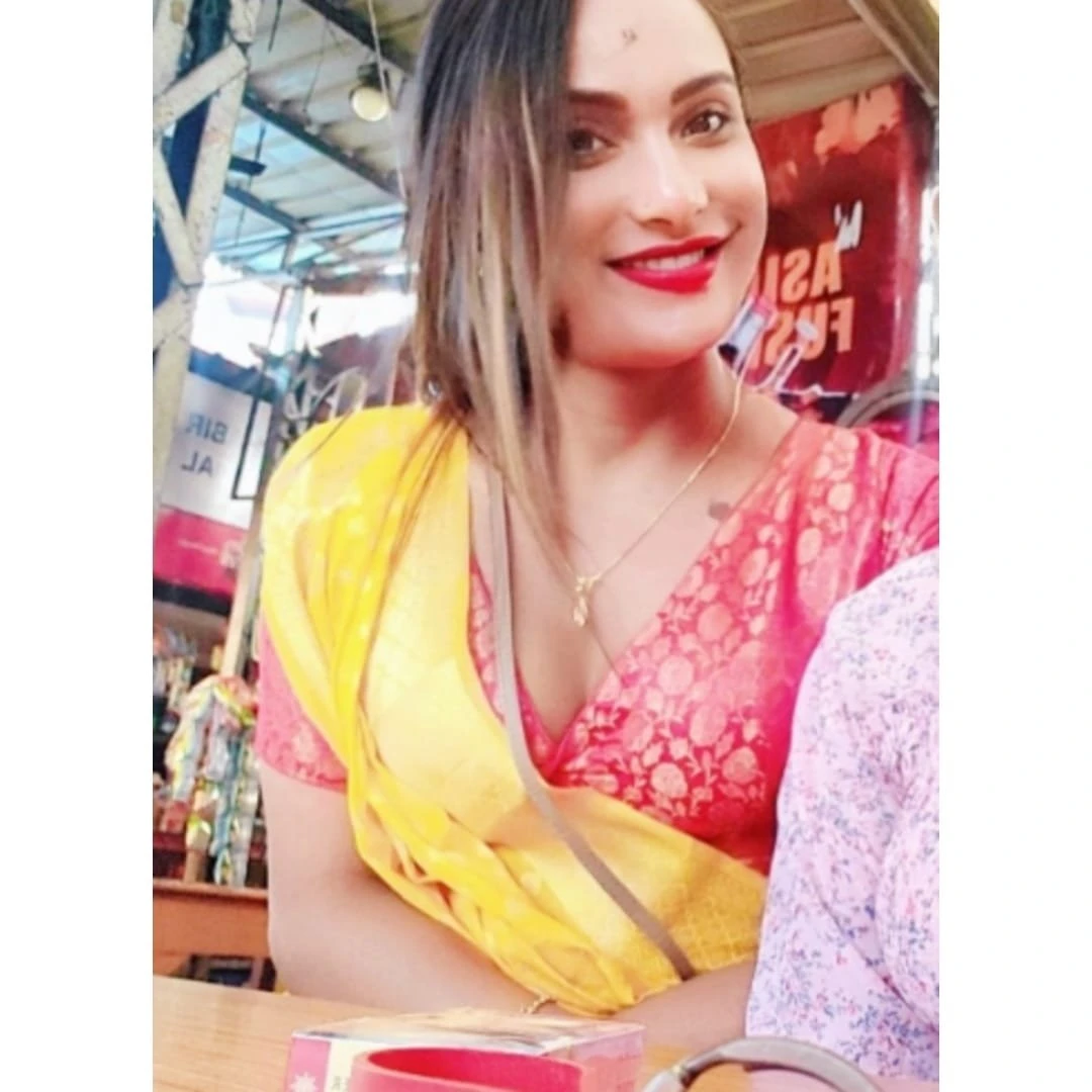 ️ Genuine Cam sessions available – Indian escort in Kolkata — 12 / 14