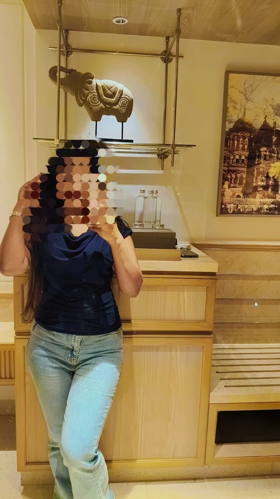Anamika Lee – Indian escort in Mumbai — 2 / 5