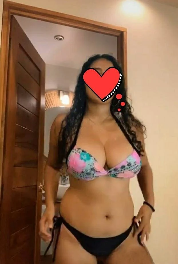 Mashi Cam – Sri Lankan adult performer in Colombo — 3 / 5