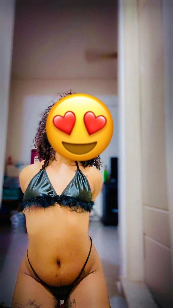 Sakira – Malagasy escort in Pokhara — 6 / 10