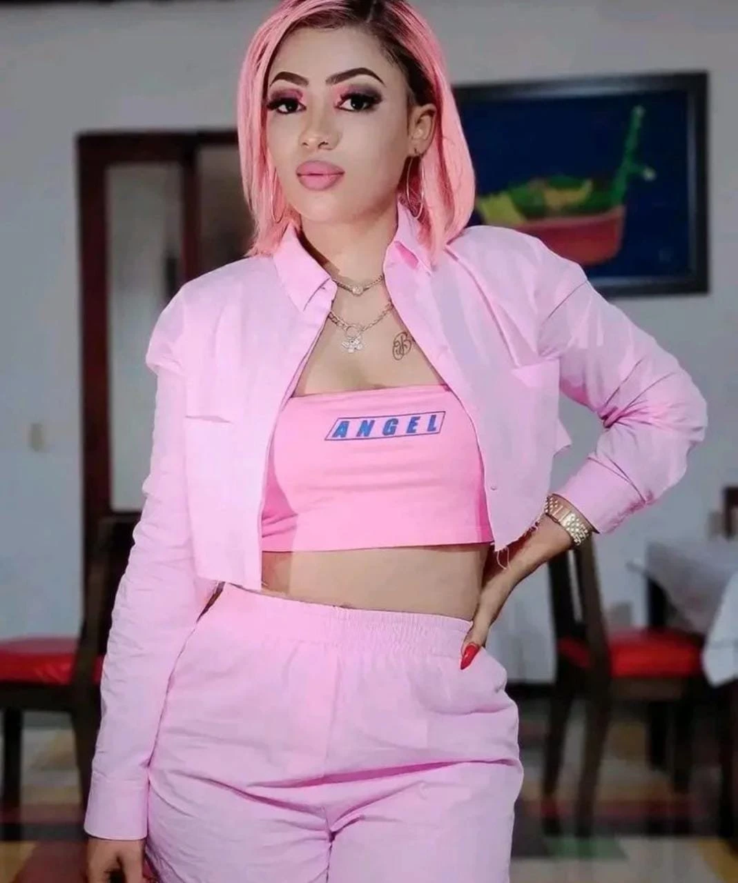 Nathalie Kelly – South African adult performer in Beirut — 2 / 5