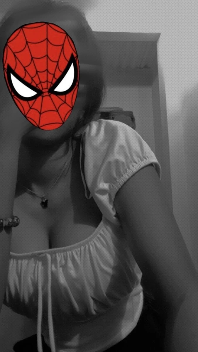 Reenuka Grg – Nepalese escort in Kathmandu — 3 / 6