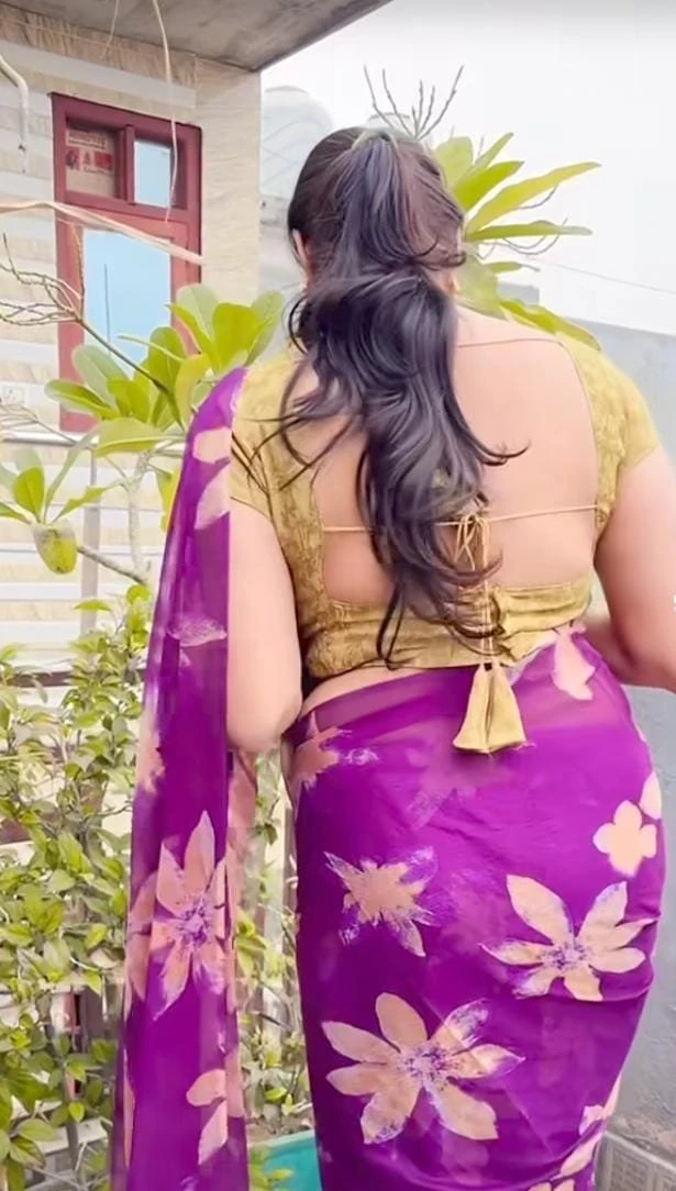 Bhabi Cam Marathi – Indian escort in Pune — 2 / 6