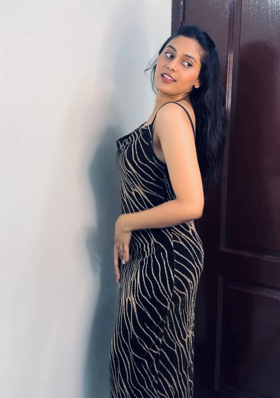 Vaishali – Sri Lankan escort in Colombo — 3 / 4