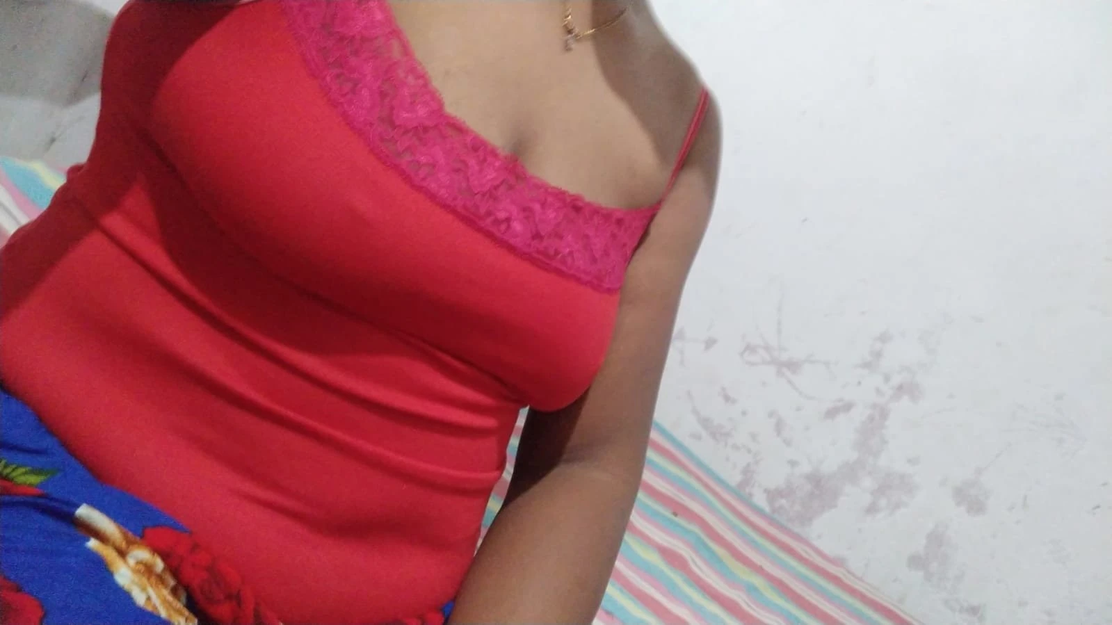 Ama Cam Show – Sri Lankan escort in Colombo — 5 / 6