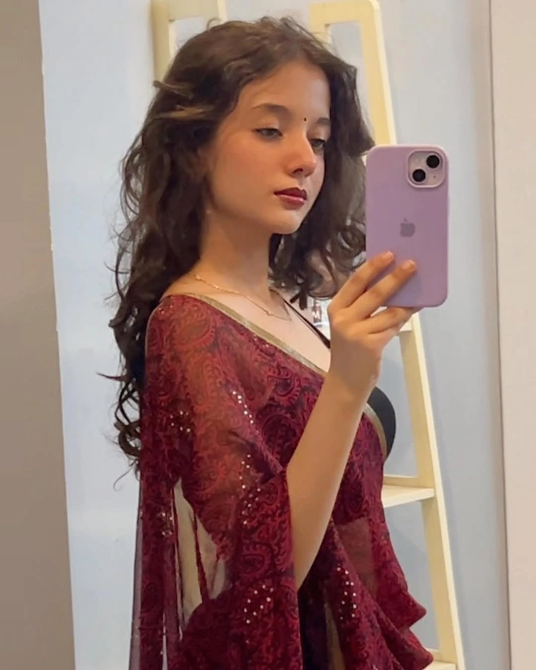 Sonali Patel – Indian escort in Indore — 3 / 4