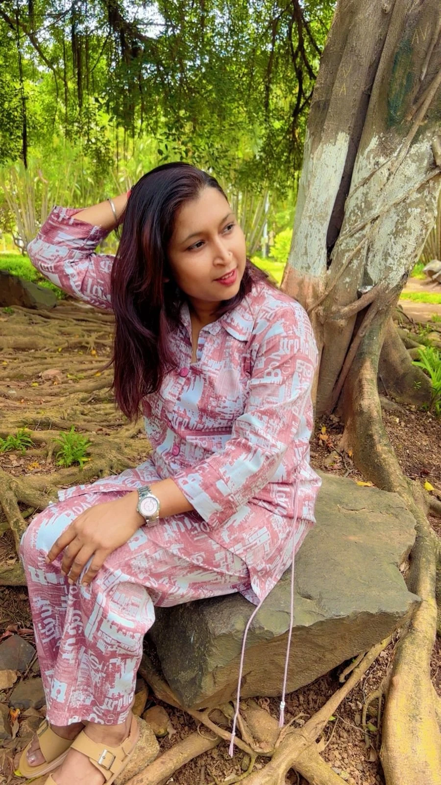 Isha Varma ( independent) – Indian escort in Mumbai — 4 / 5