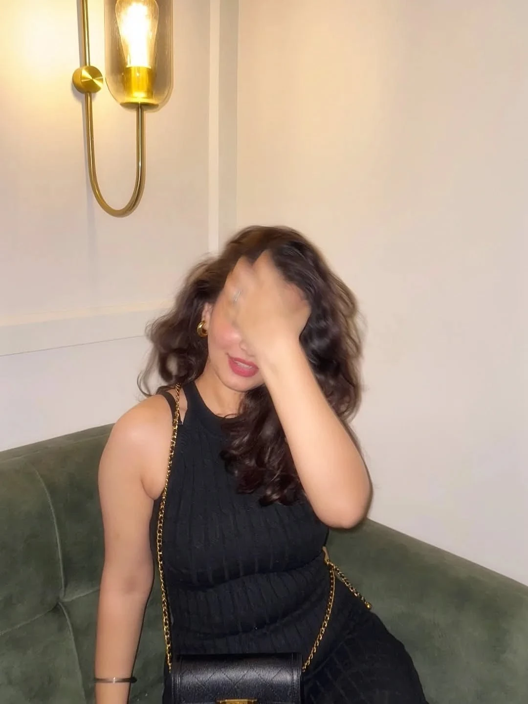 Krina – Indian escort in Pondicherry — 3 / 4