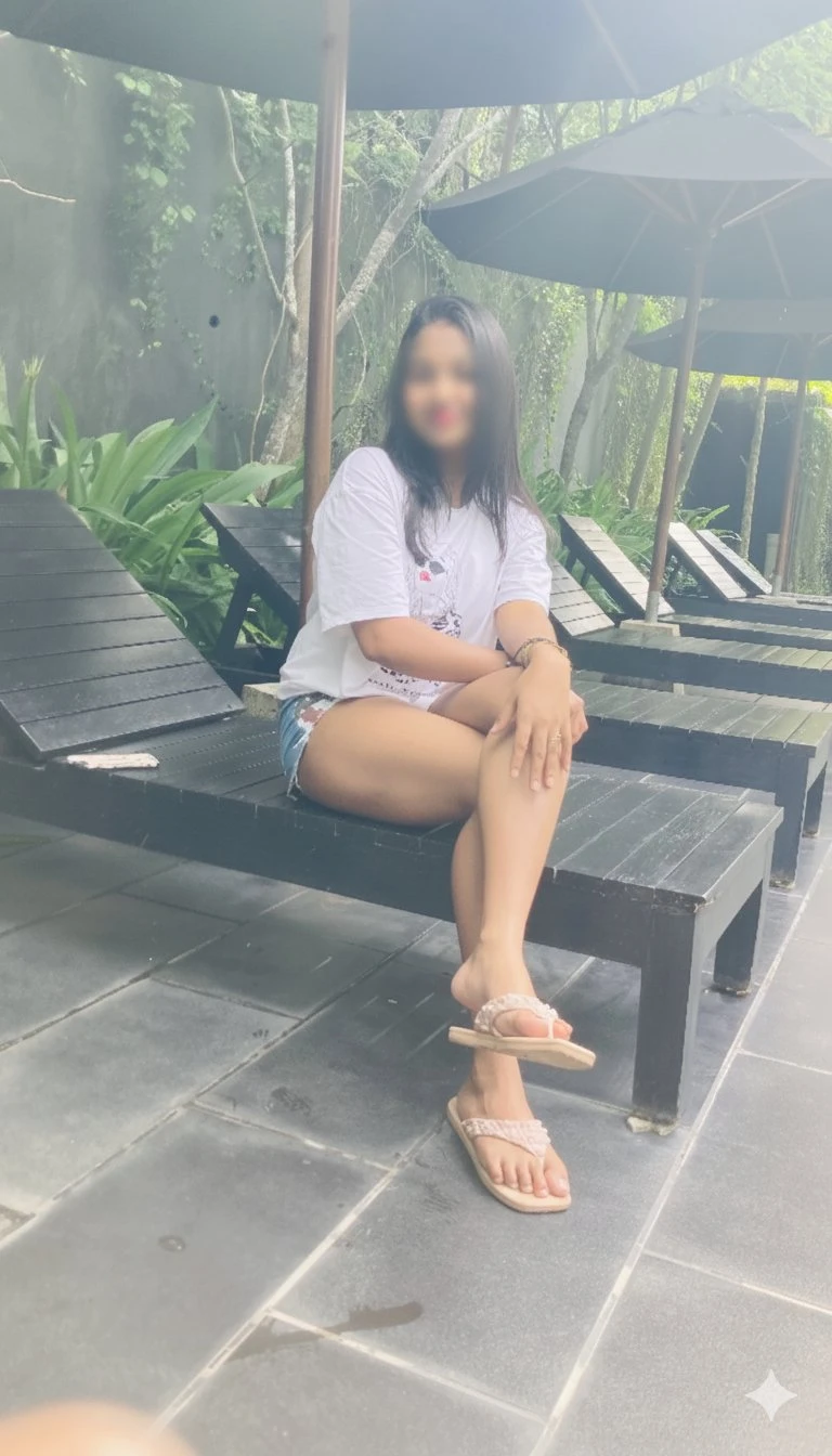 Elisha – Sri Lankan escort in Colombo — 5 / 8