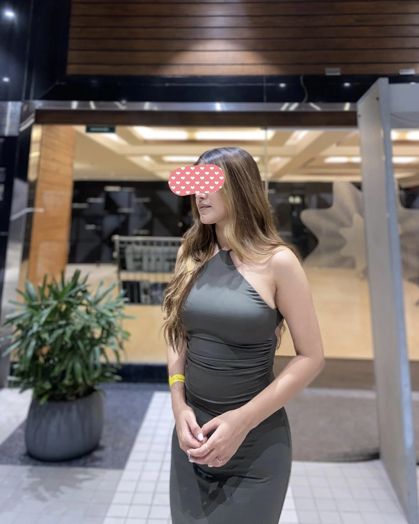 Tanu Sharma – Indian escort in Gurgaon — 2 / 5