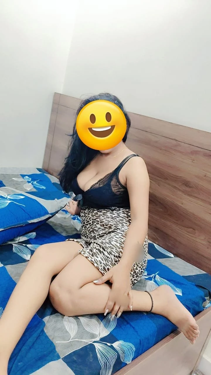 I'm Jiya, Live Cam Show n Real Meet – Indian escort in New Delhi — 14 / 20