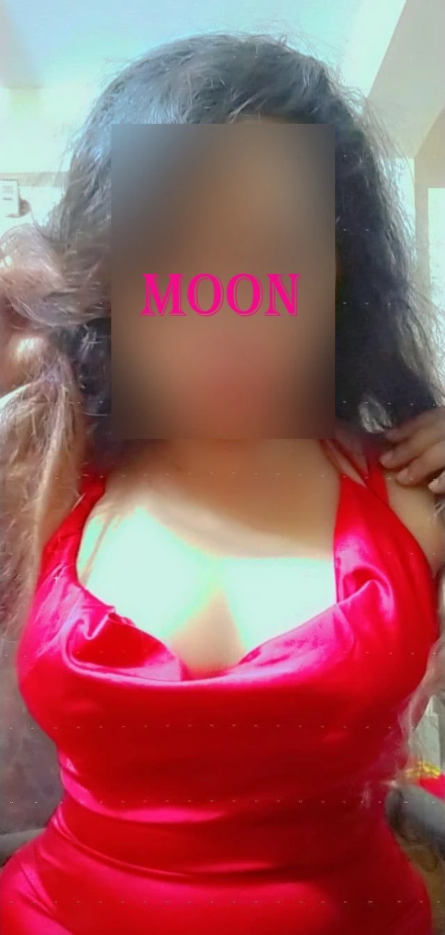 MOON – Indian escort in New Delhi — 5 / 6