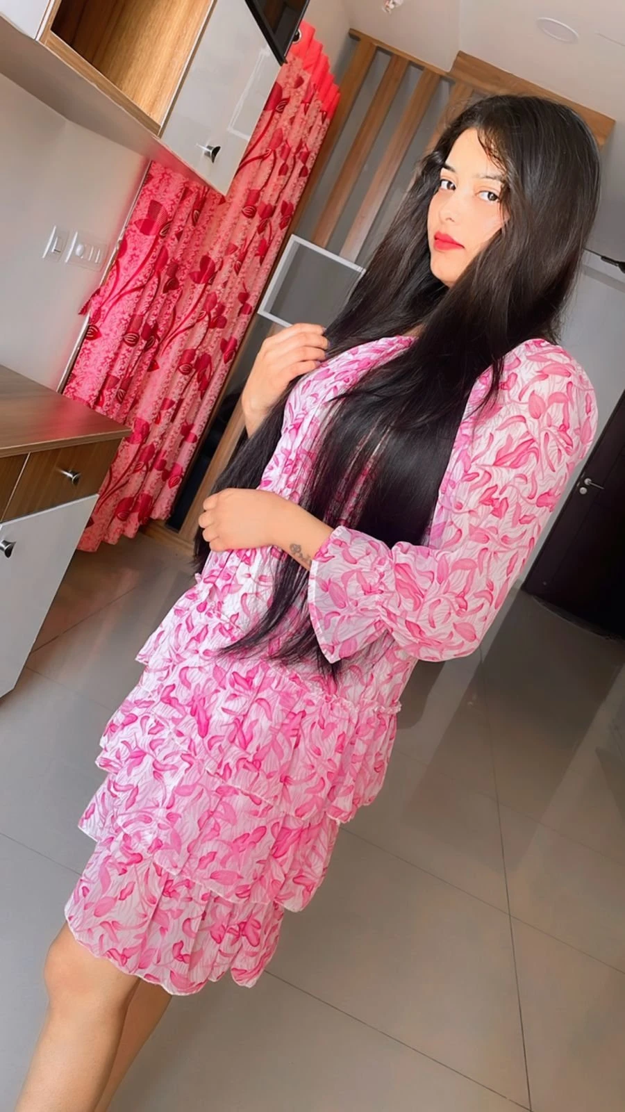 Pooja Call Girls Incall Outcall Availabl – Indian escort in Hyderabad — 3 / 5