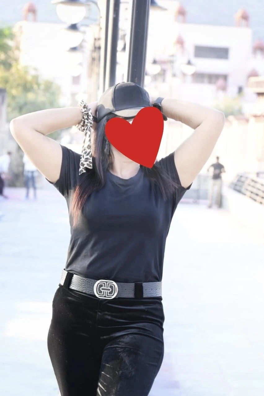 Pooja Agarwal – Indian escort in Noida — 3 / 6