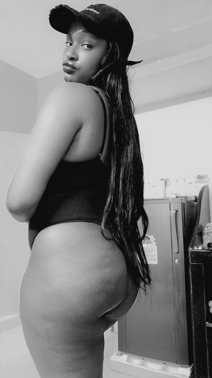 Queen of wet desires, erotic wrestler. – South African escort in Kolkata — 2 / 4