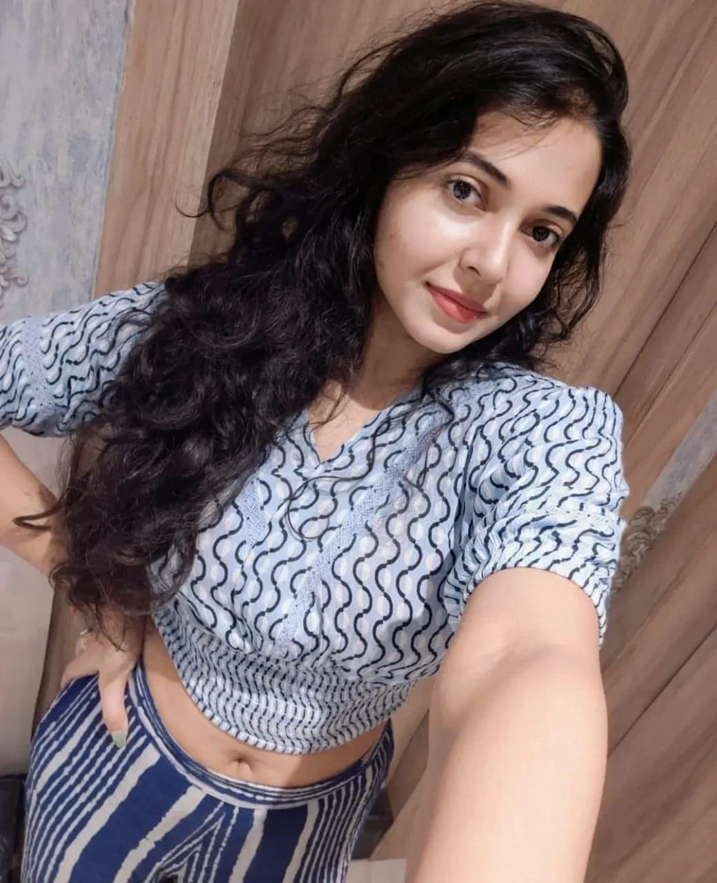Kavya – Indian escort in Mumbai — 2 / 3