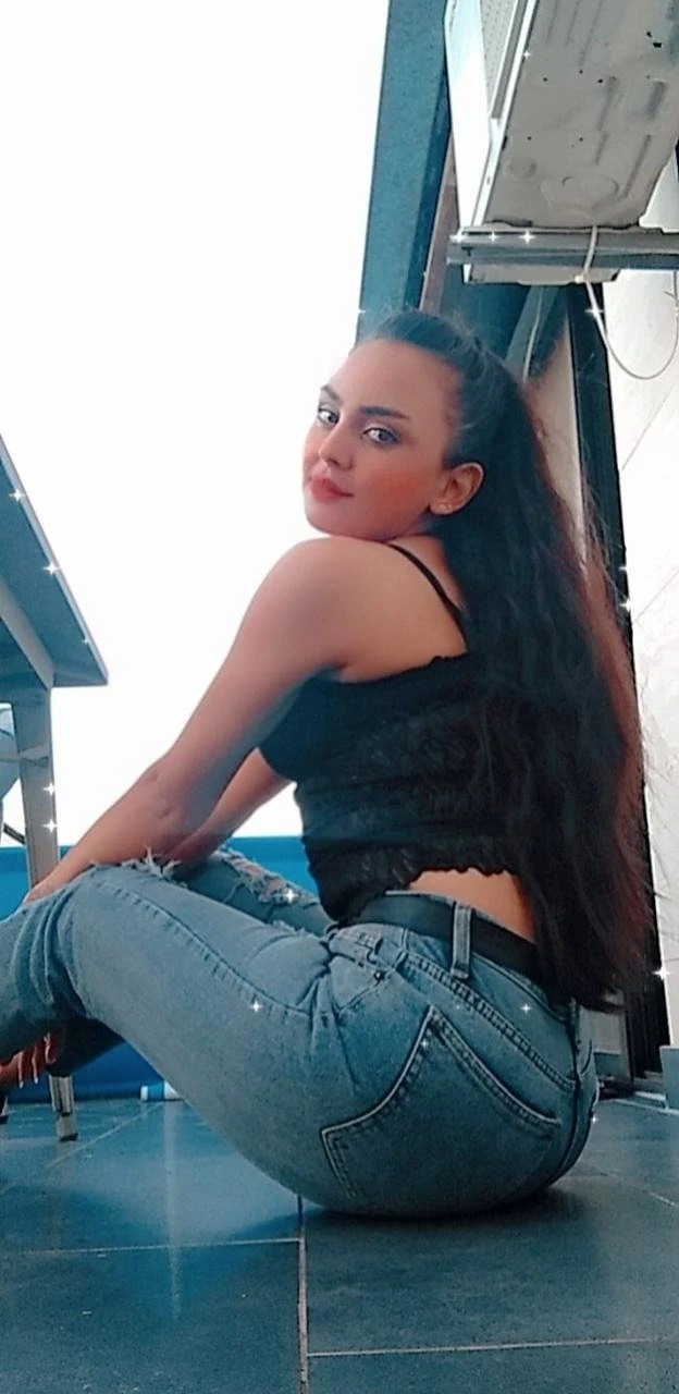 Sara – Lebanese escort in Jounieh — 2 / 4