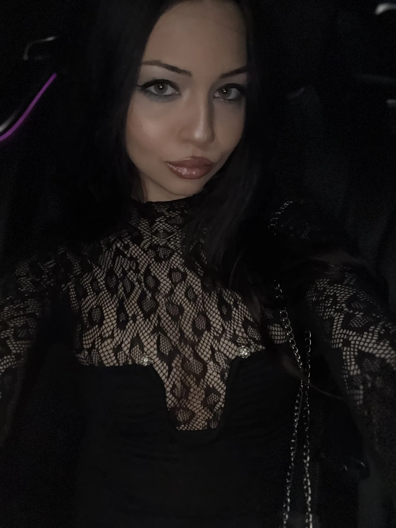 Isabel – Romanian escort in Bucharest — 3 / 13