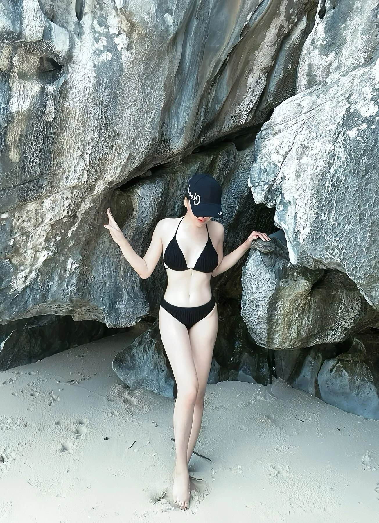 Lona, – Vietnamese escort in Hanoi — 20 / 29
