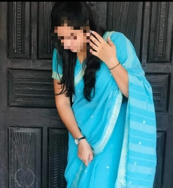 Monika Real Meet and Cam Session – Indian escort in Pune — 4 / 6
