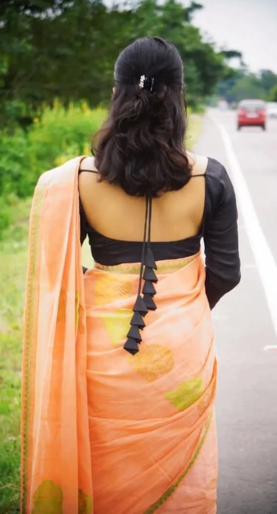 9 O28487 O7 O {Cash on Delivary} – Indian escort agency in Raipur — 2 / 3