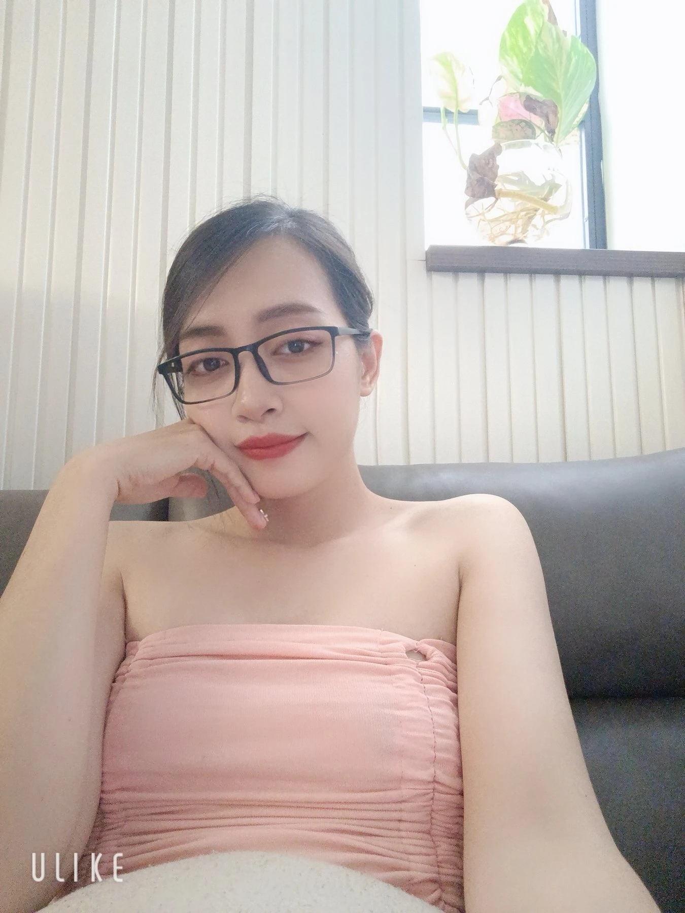Tien – Vietnamese escort in Ho Chi Minh City — 2 / 8