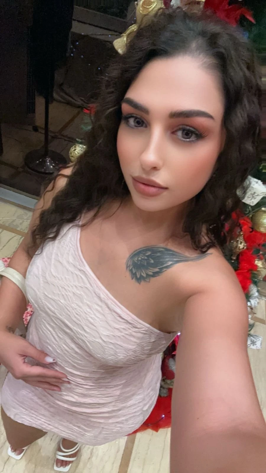 Qween Nano – Lebanese escort in Beirut — 2 / 12