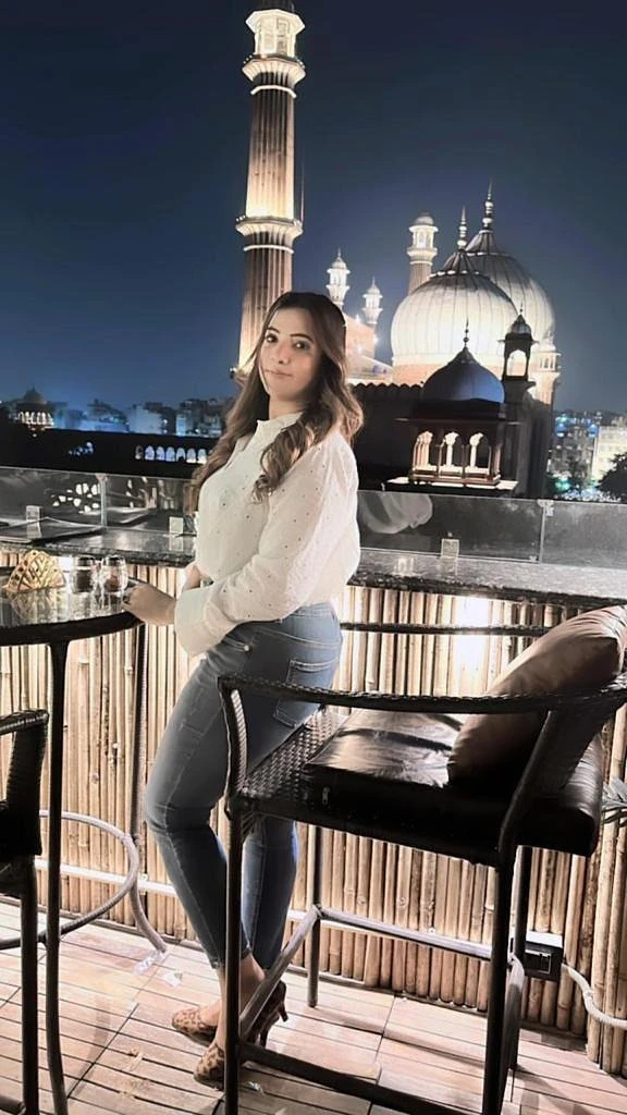 POOJA CASH PAYMENT DIRECT MEET – Indian escort in Hyderabad — 6 / 7