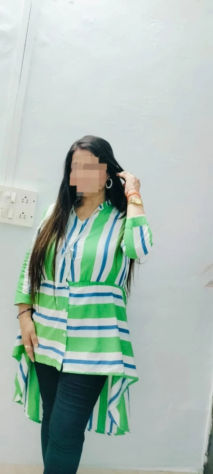 Sonam bhabhi - biggest boobs in MR – Indian escort in Mumbai — 2 / 18
