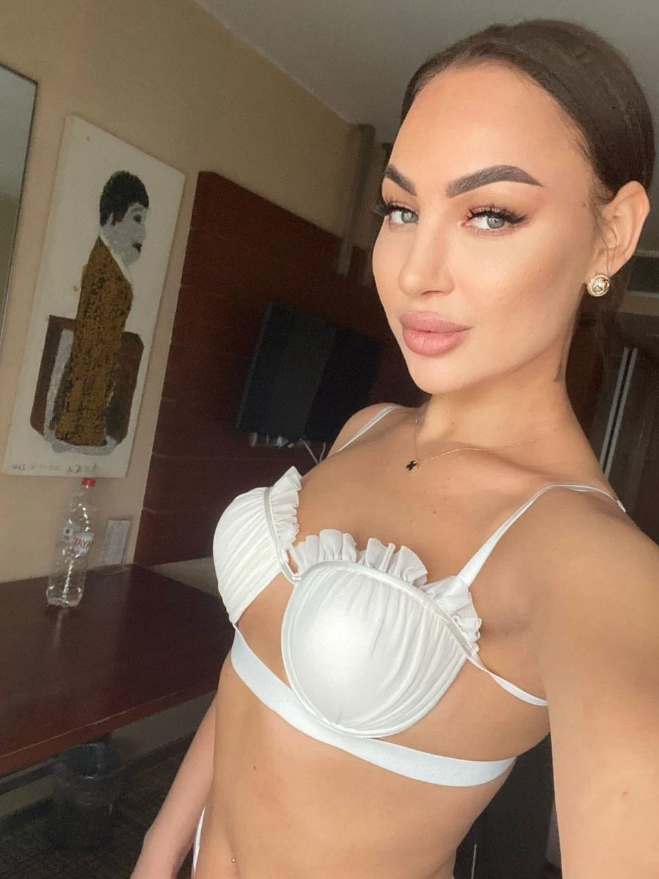 Alisa 🧡 – Russian escort in Beirut — 9 / 10