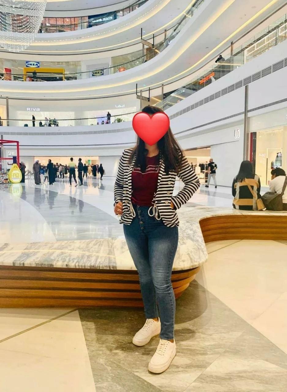 Ovini – Sri Lankan escort in Colombo — 3 / 4