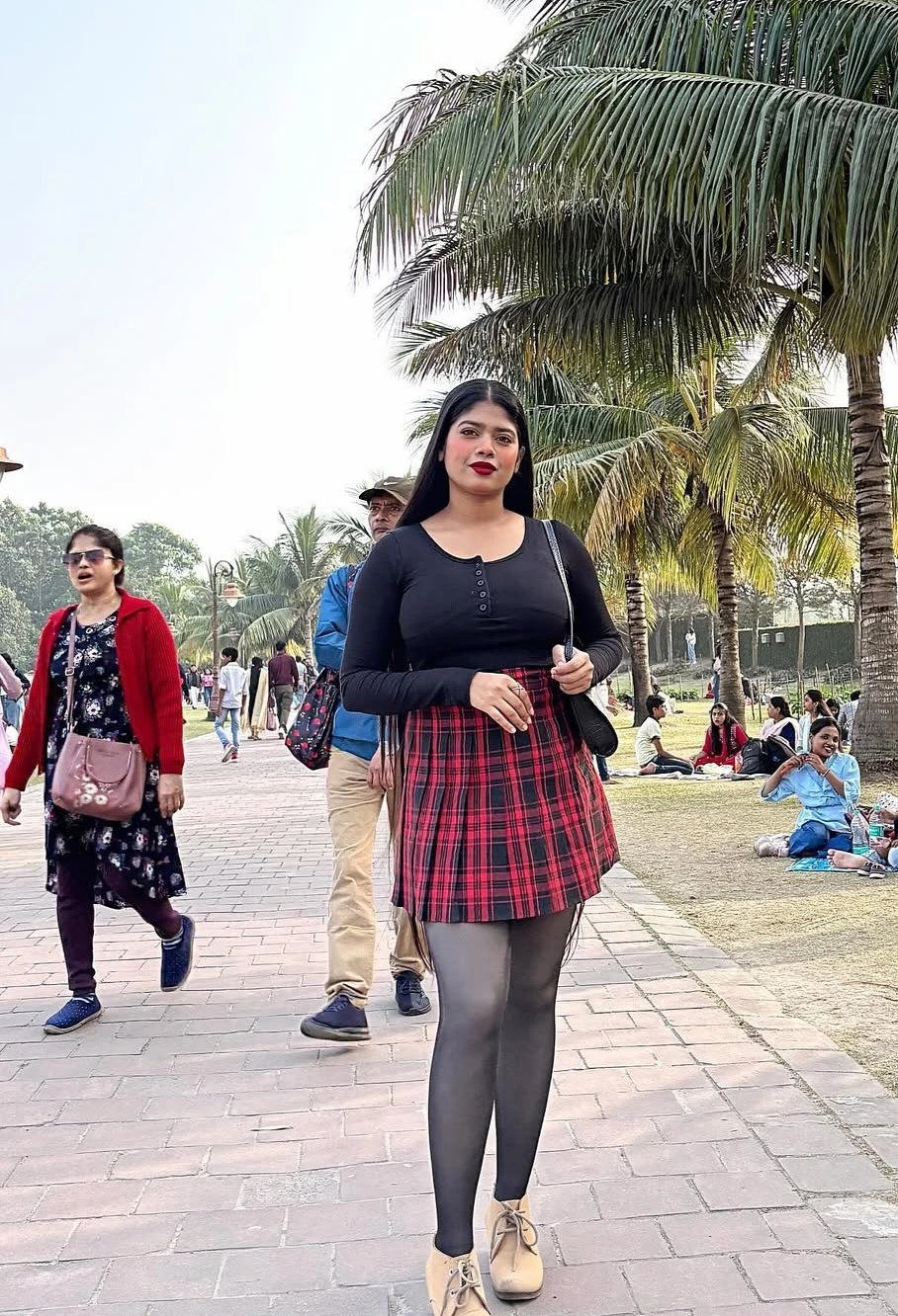 Real Meet ( Cam Especialist) – Indian escort in Navi Mumbai — 3 / 5