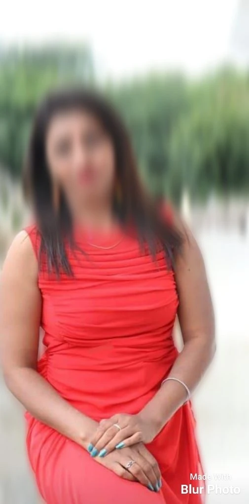 Annu – Indian escort in Pune — 3 / 4