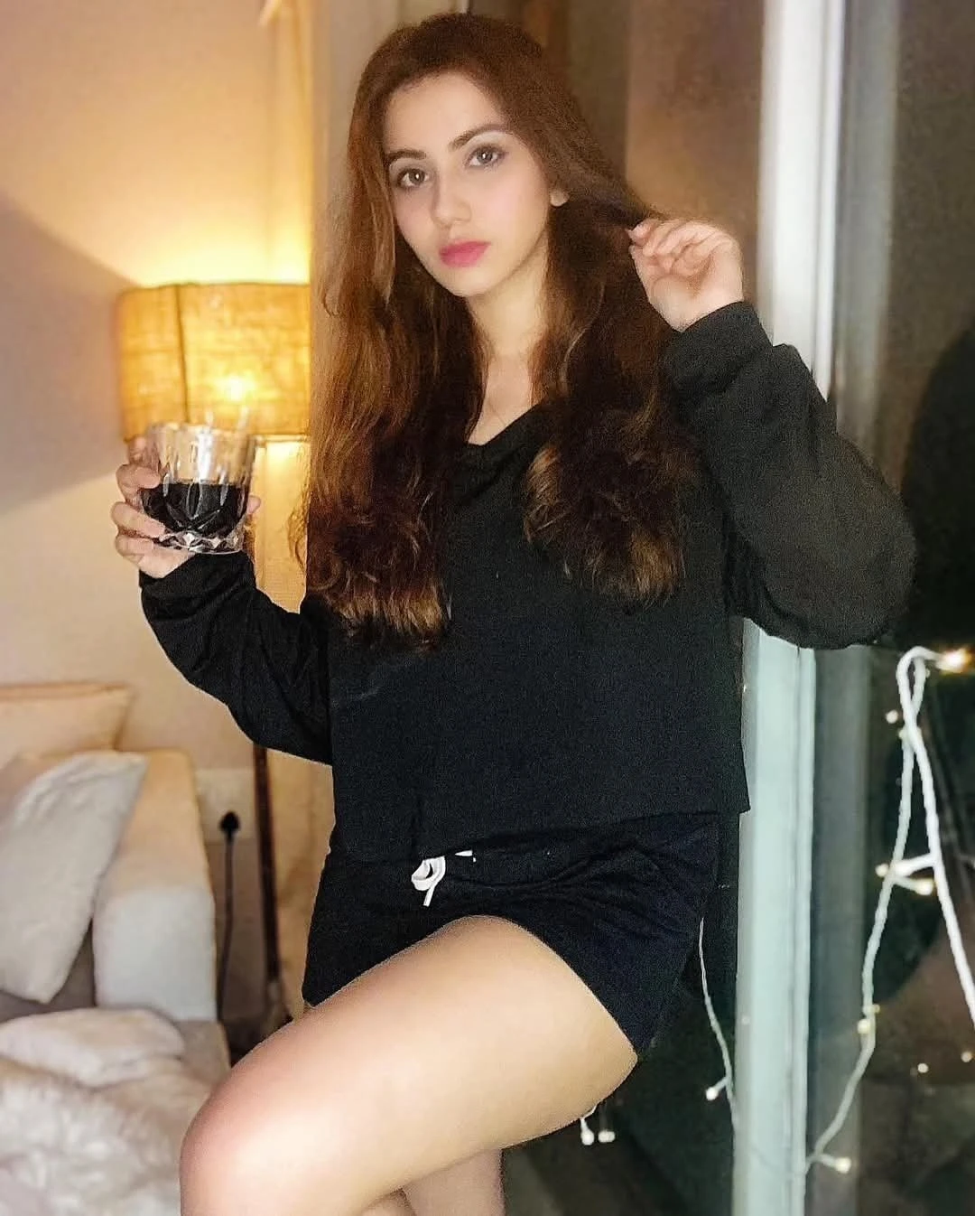 No Advance Direct Pay to Girl in Hotel – Indian escort in Pune — 2 / 4