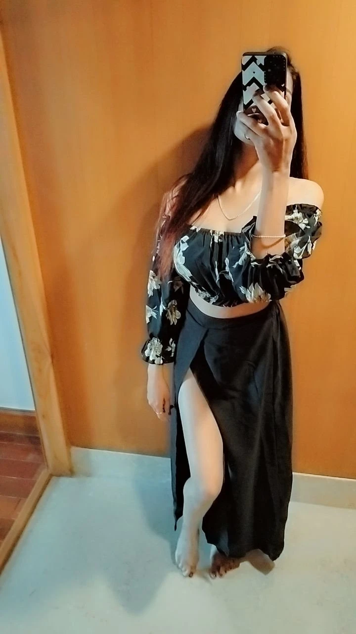Ivanshi Escort Service Home Hotel Cash – Indian escort in Kolkata — 6 / 7