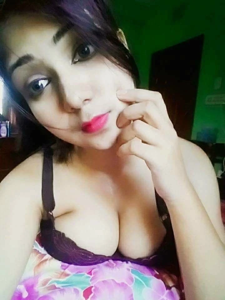 Shreya – Indian escort in Hyderabad — 3 / 5