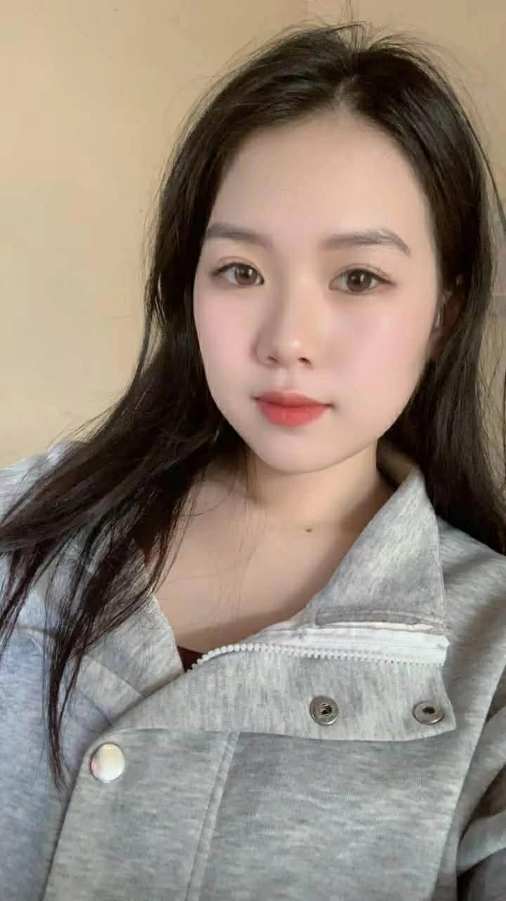 Hana – Vietnamese masseuse in Mumbai — 1 / 5