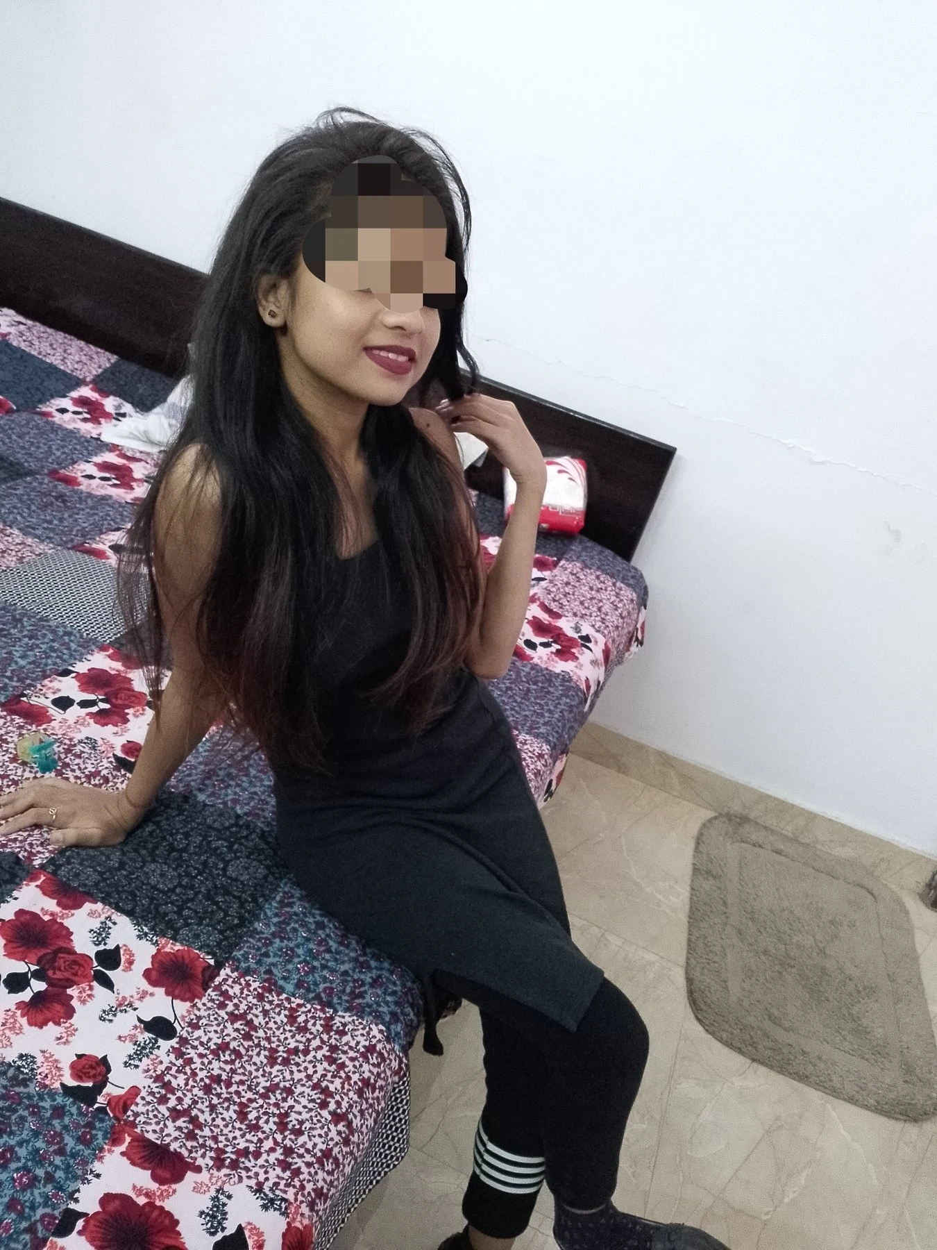 Independent Collage Girl Video Confirmat – Indian escort in New Delhi — 3 / 12